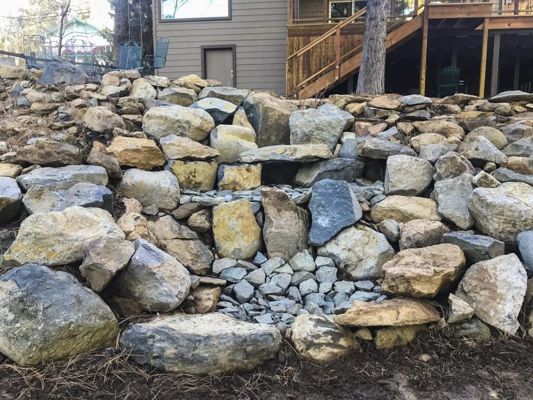 Glenshire Truckee Retaining Wall with Dry Water Feature