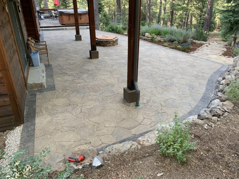 Pine Forest Truckee Flagstone Like Paver Patio